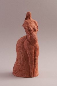 Vénus au présentoir I Terre cuite, 42 x 16 x 24 cm, 2003