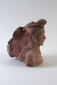 Femme à la chevelure rousse (série des porteurs de sièges), Four à bois, 25 x 17 x 23 cm, 2018