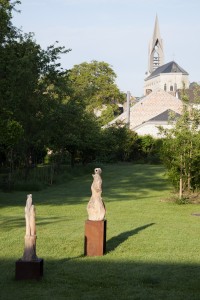 Vegetalis I et II dans le jardin de La Maison d'Images